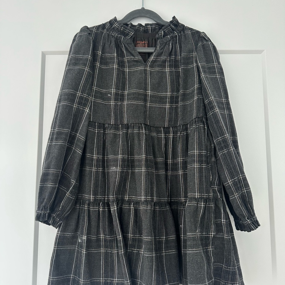 Set 3 beautiful Ruffle Dress - Picture 8 of 12